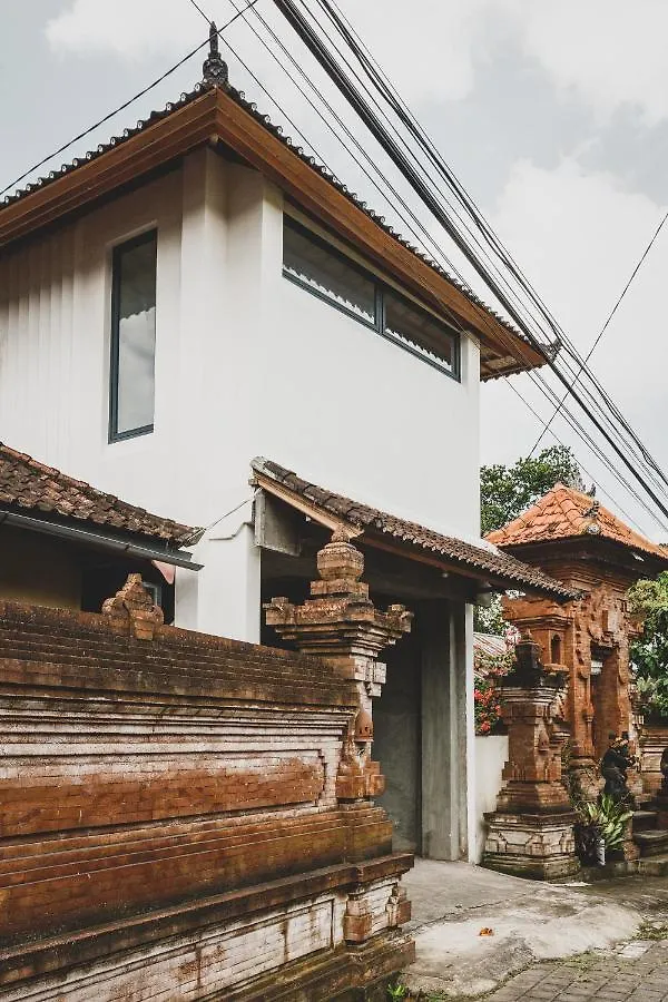 Contemporary Artisanal Studio Apartment In Ubud Indonesia