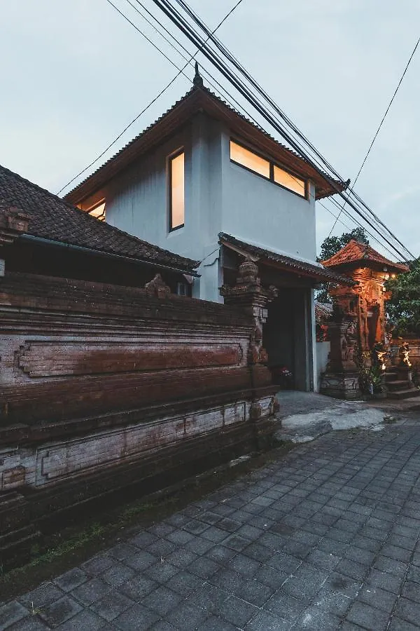 Contemporary Artisanal Studio Apartment In Ubud  Ubud (Bali)